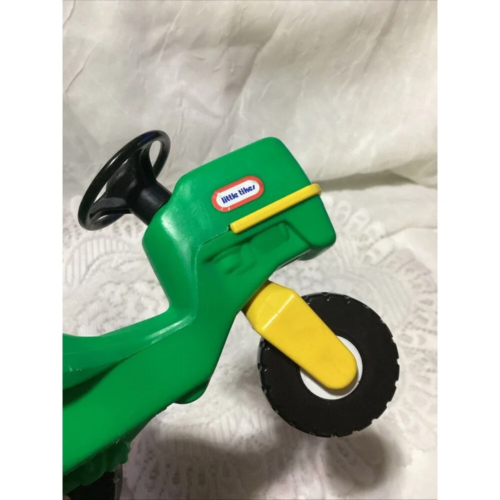 Vintage Little Tikes Place Miniatures Garden Tractor & Picnic Table Dollhouse